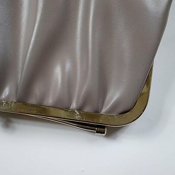 Vintage Handbags - Picture 10 of 12